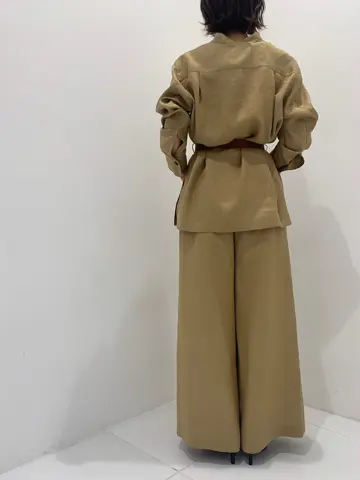BEIGE， R.A コーディネート画像