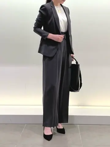 BEIGE， スタッフ コーディネート画像