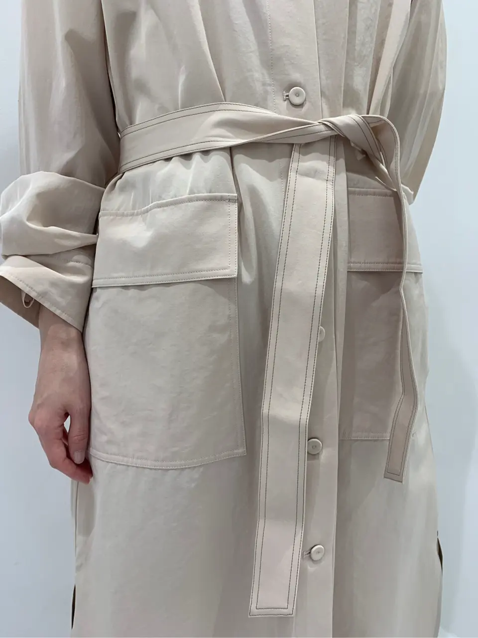 BEIGE， 小泉 コーディネート画像