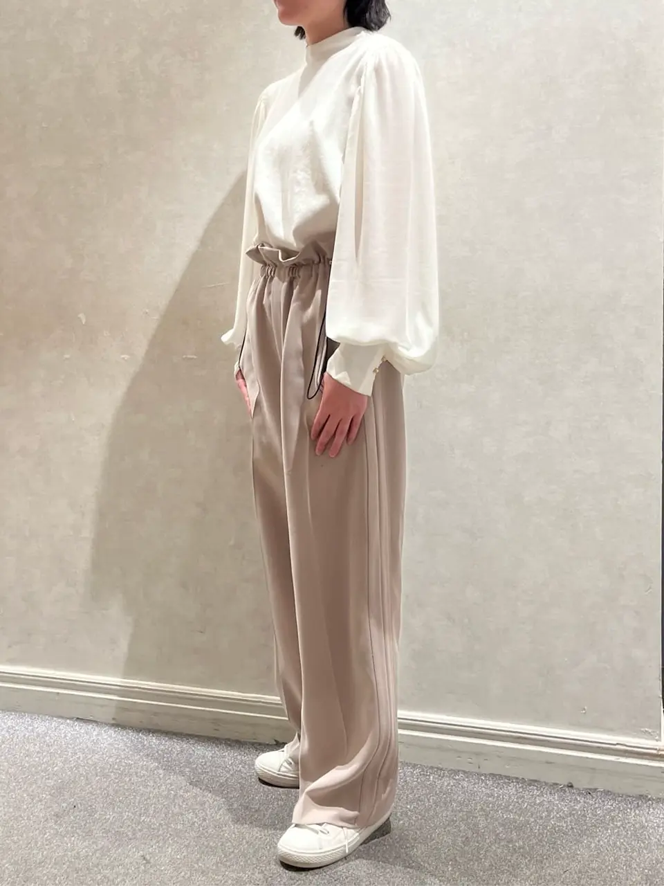 BEIGE， 伊藤 コーディネート画像