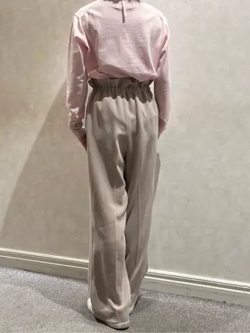 BEIGE， 伊藤 コーディネート画像