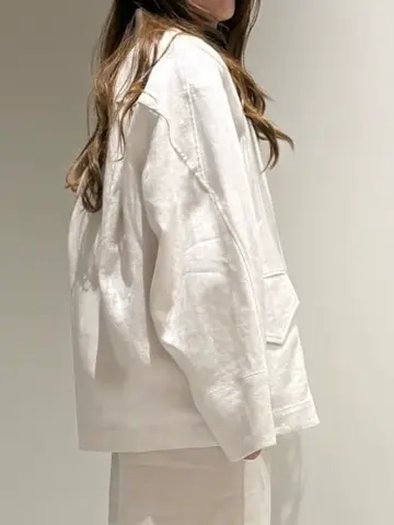 BEIGE， Adachi コーディネート画像