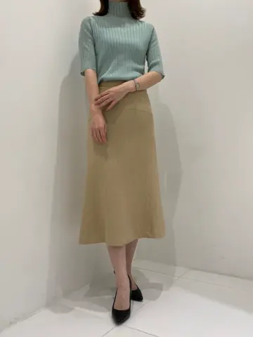 BEIGE， 小泉 コーディネート画像