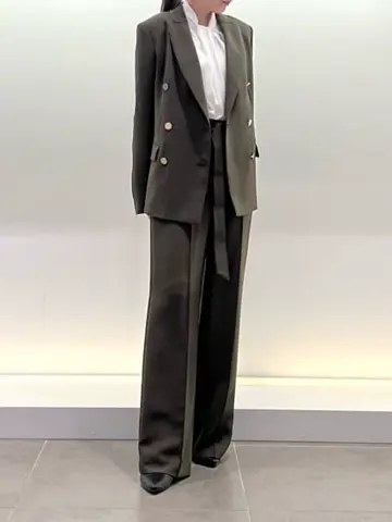 BEIGE， スタッフ コーディネート画像