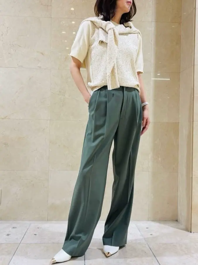 BEIGE， スタッフ コーディネート画像