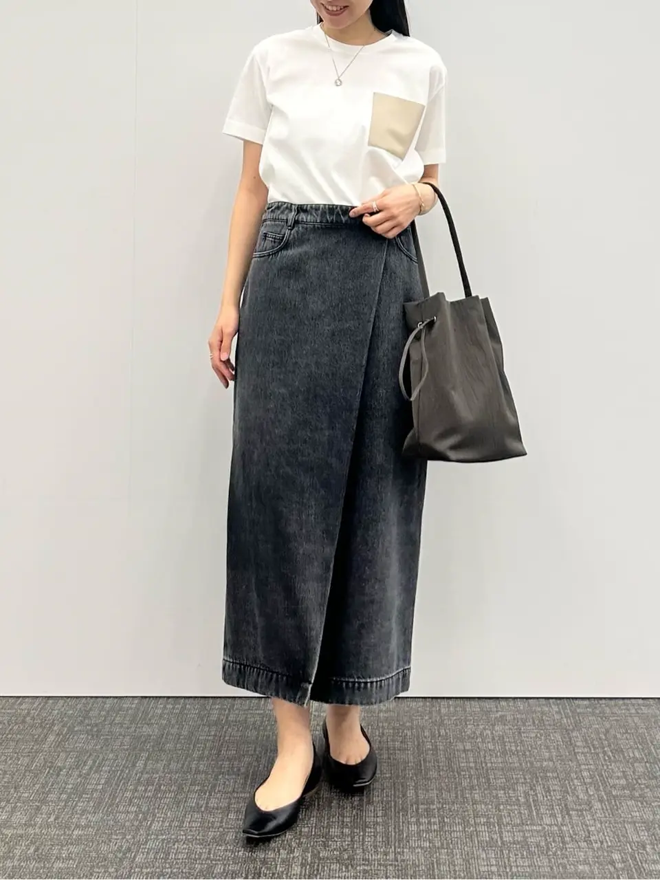 BEIGE， R.A コーディネート画像