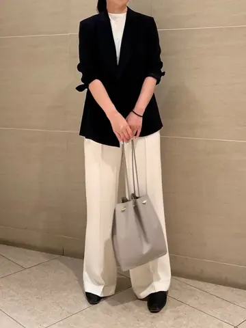 BEIGE， スタッフ コーディネート画像