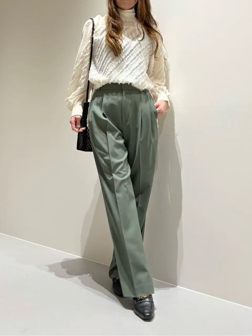 BEIGE， Adachi コーディネート画像