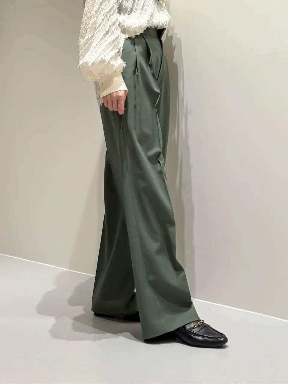 BEIGE， Adachi コーディネート画像