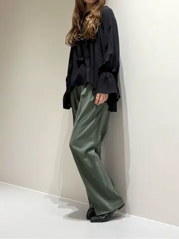 BEIGE， Adachi コーディネート画像