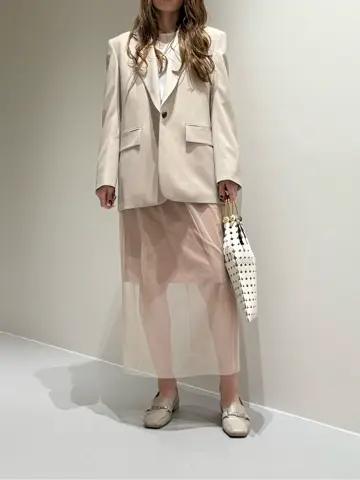 BEIGE， Adachi コーディネート画像
