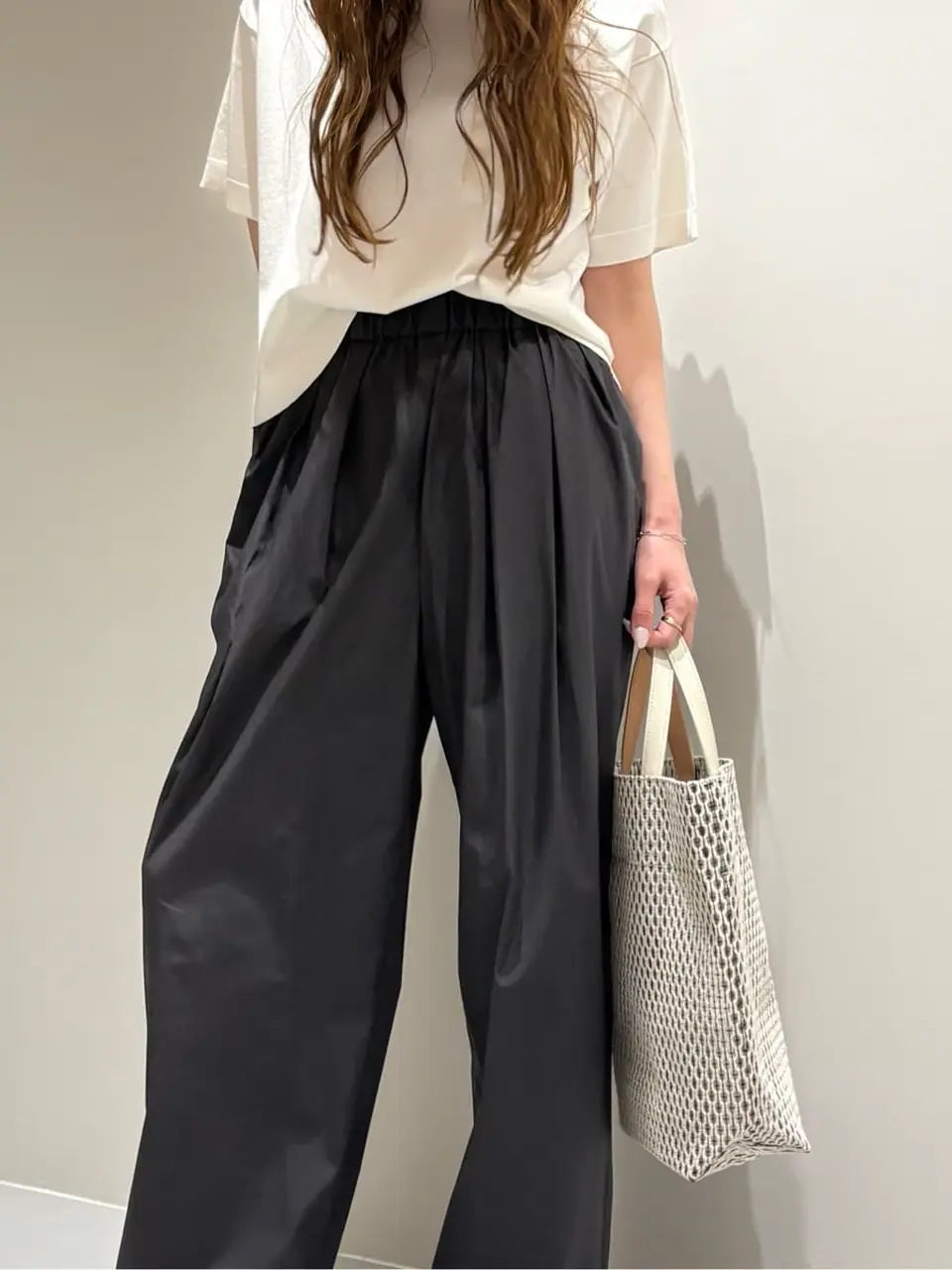 BEIGE， Adachi コーディネート画像