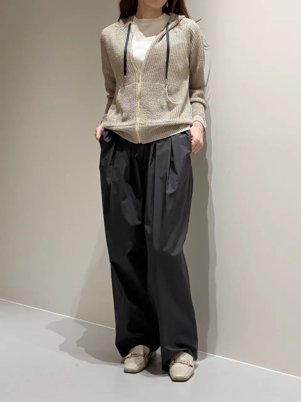 BEIGE， Adachi コーディネート画像