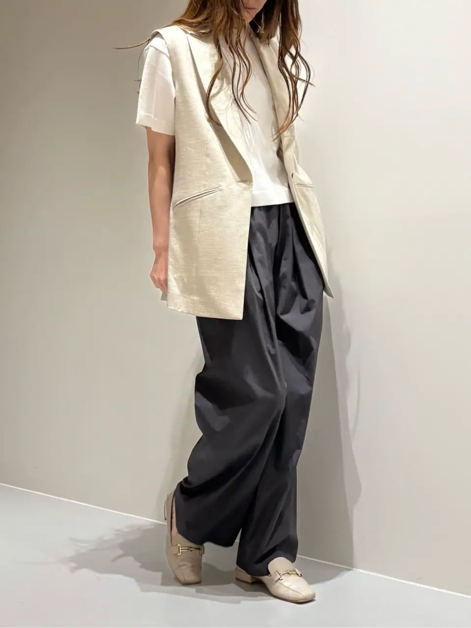 BEIGE， Adachi コーディネート画像