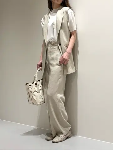 BEIGE， Adachi コーディネート画像
