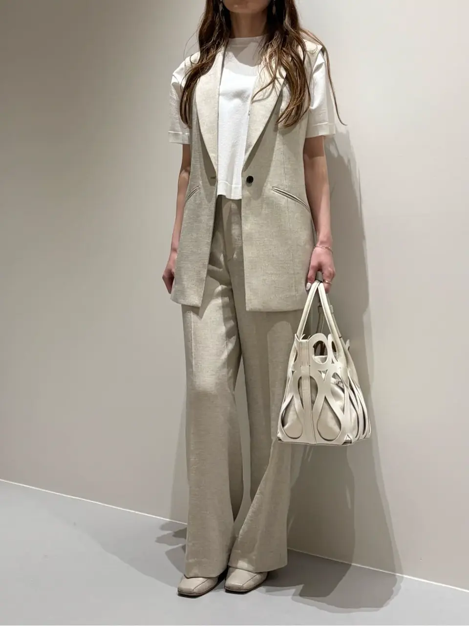 BEIGE， Adachi コーディネート画像