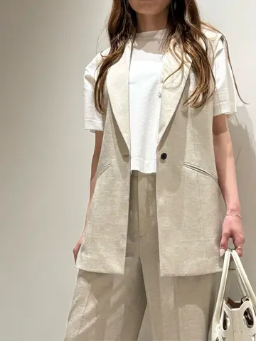 BEIGE， Adachi コーディネート画像