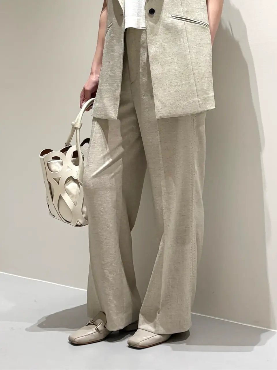 BEIGE， Adachi コーディネート画像