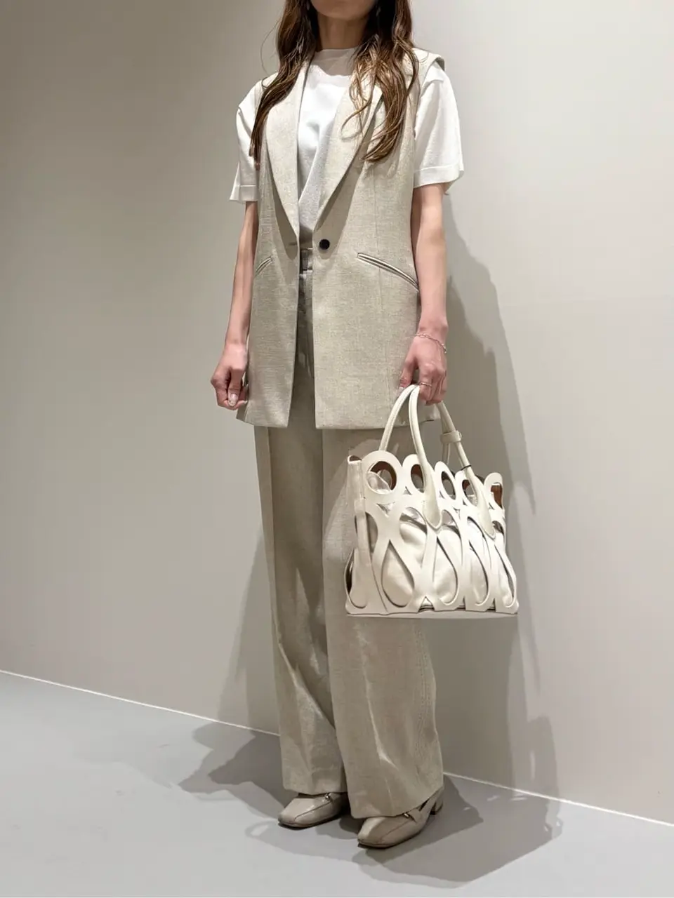 BEIGE， Adachi コーディネート画像