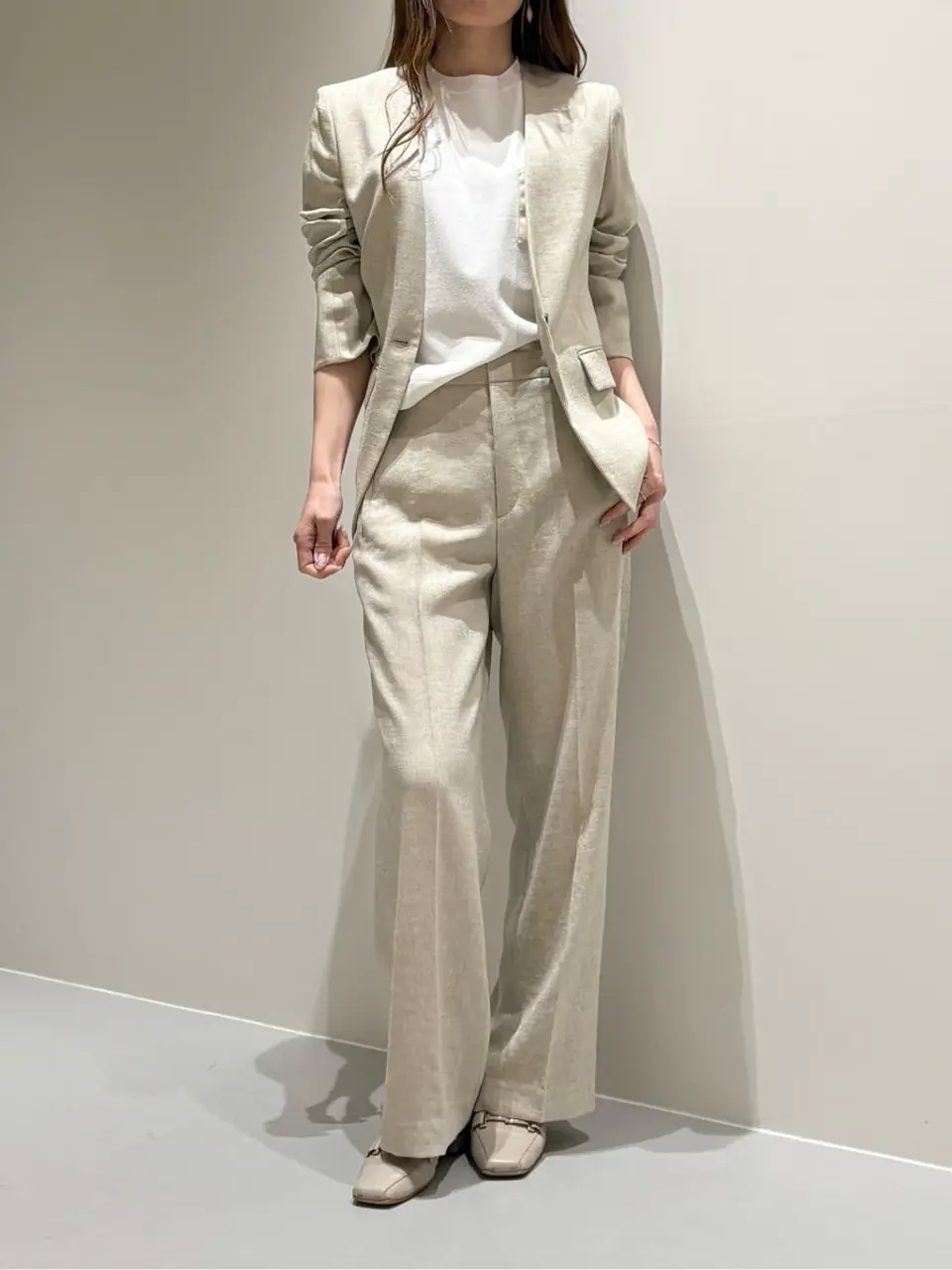 BEIGE， Adachi コーディネート画像