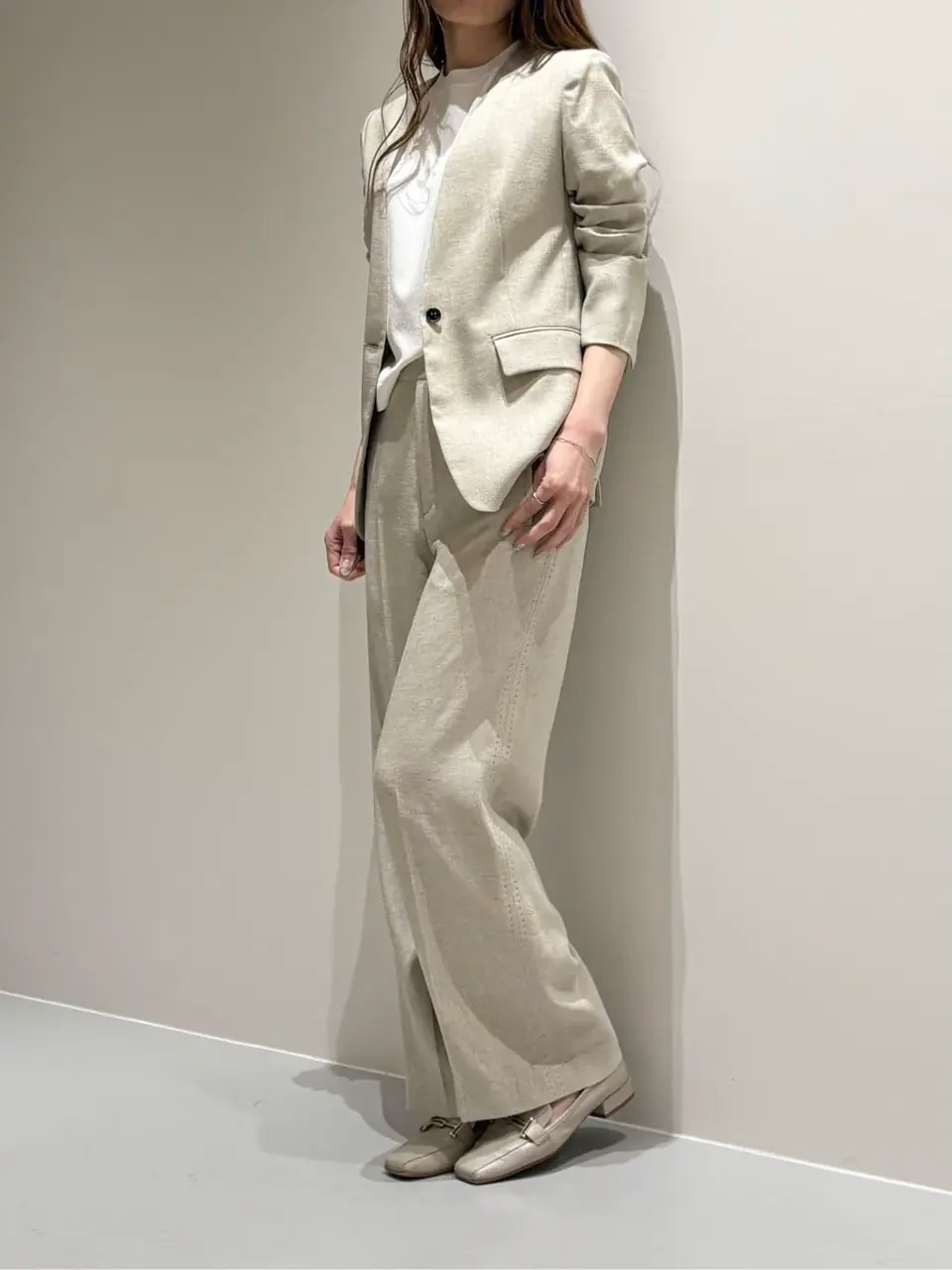 BEIGE， Adachi コーディネート画像