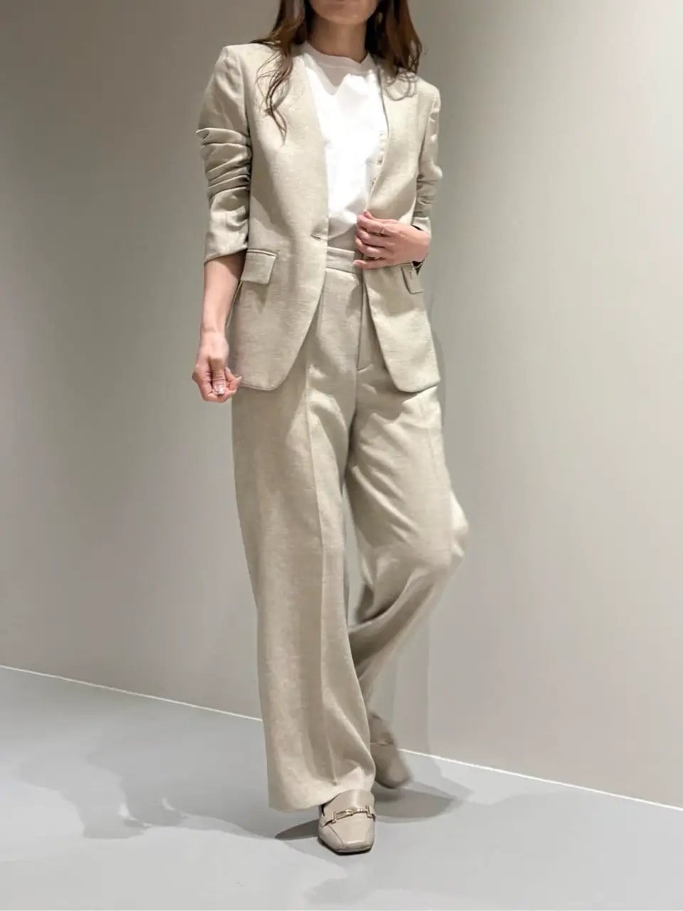 BEIGE， Adachi コーディネート画像