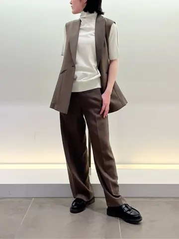 BEIGE， 伊藤 コーディネート画像