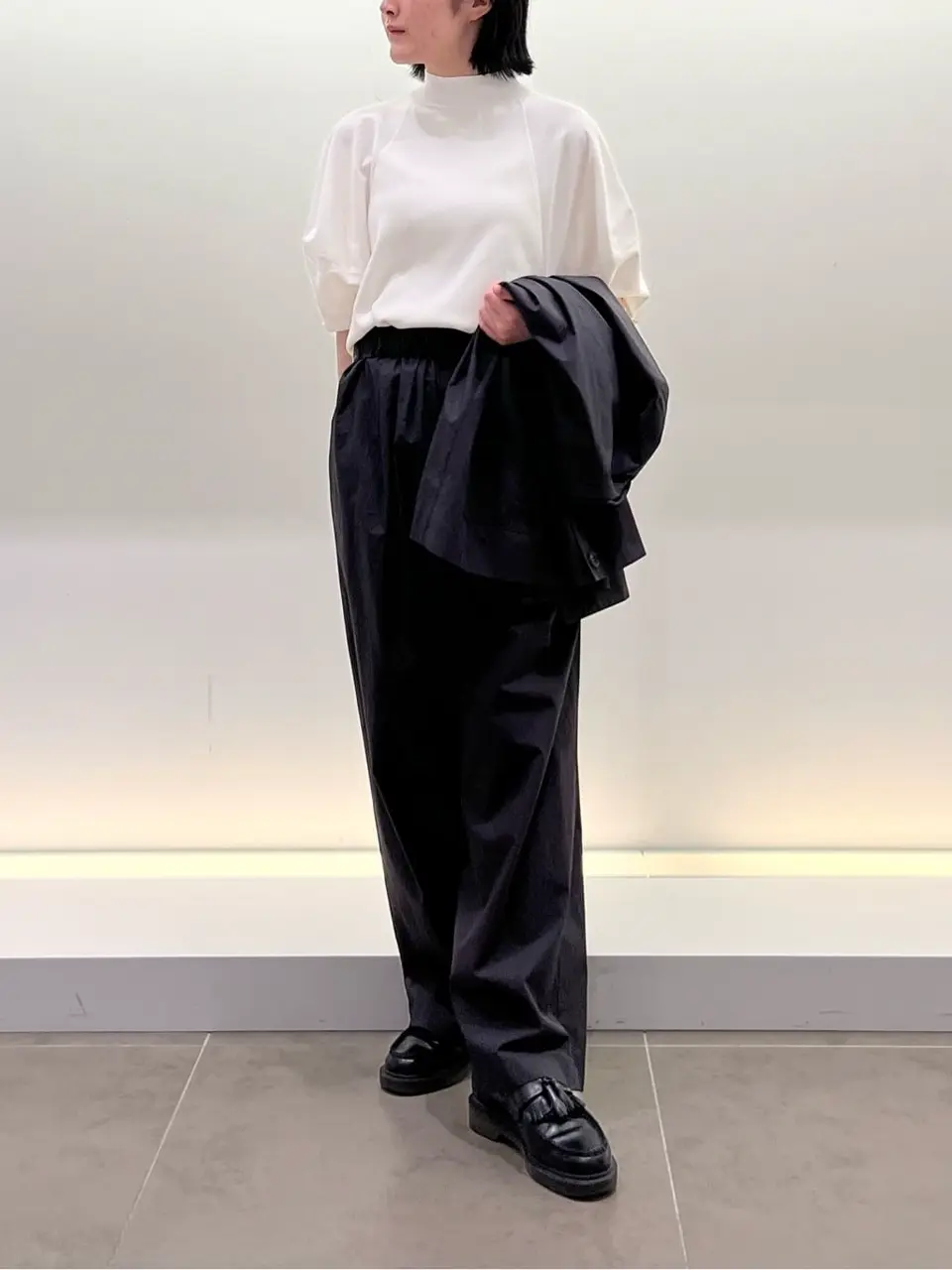 BEIGE， 伊藤 コーディネート画像