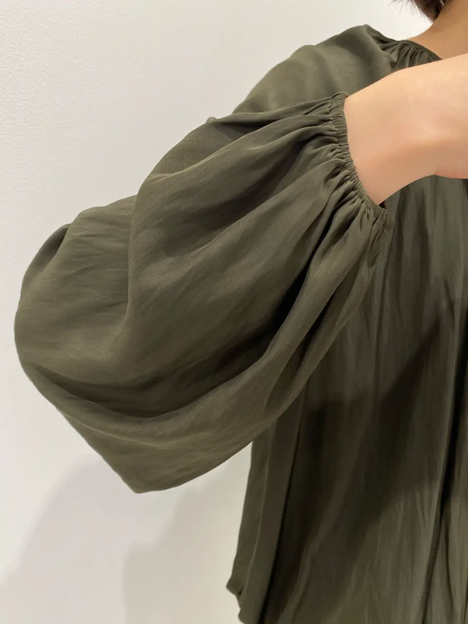 BEIGE， R.A コーディネート画像