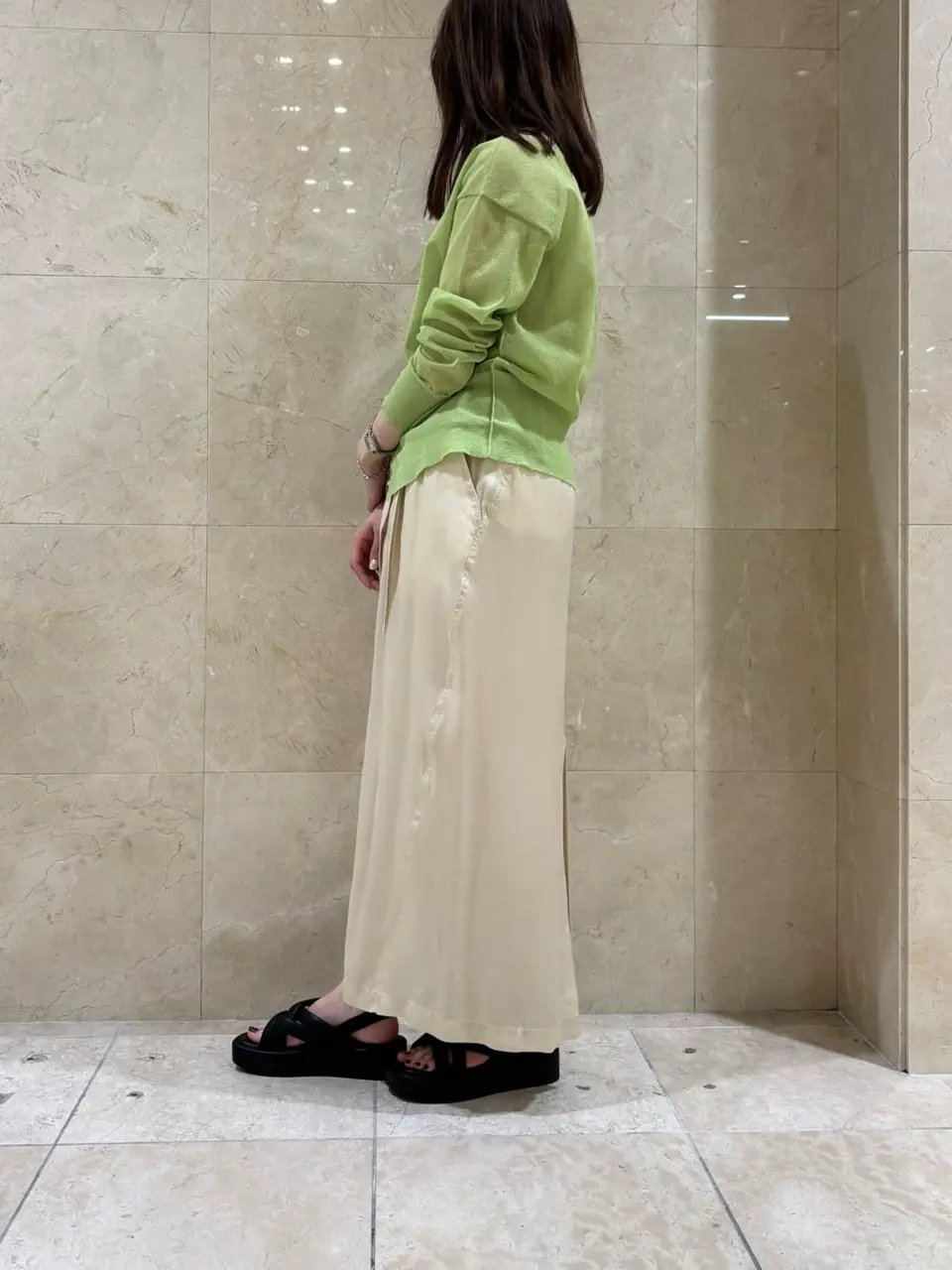 BEIGE， スタッフ コーディネート画像