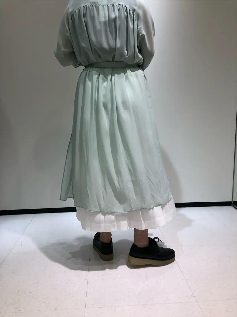 BEIGE， 藤木 コーディネート画像