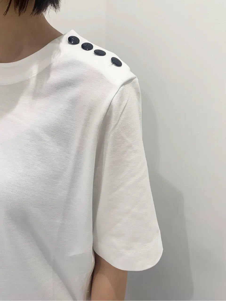 BEIGE， R.A コーディネート画像