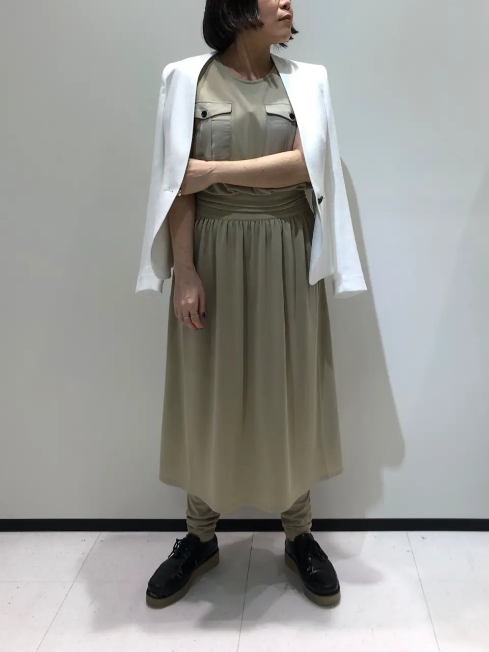 BEIGE， 藤木 コーディネート画像