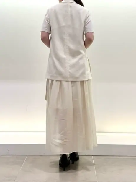 BEIGE， スタッフ コーディネート画像