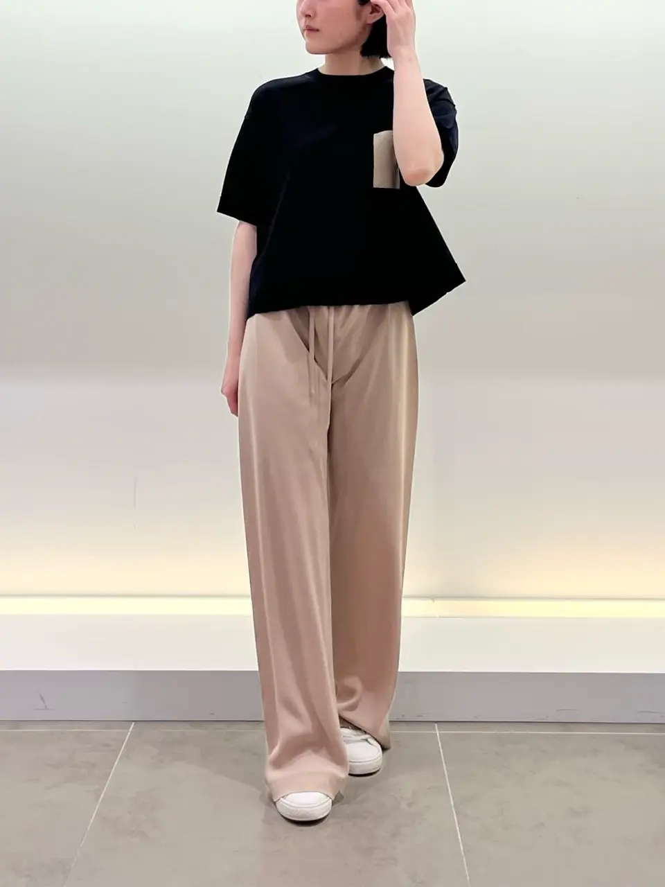 BEIGE， 伊藤 コーディネート画像