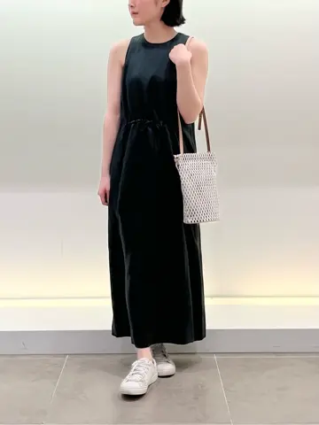 BEIGE， 伊藤 コーディネート画像