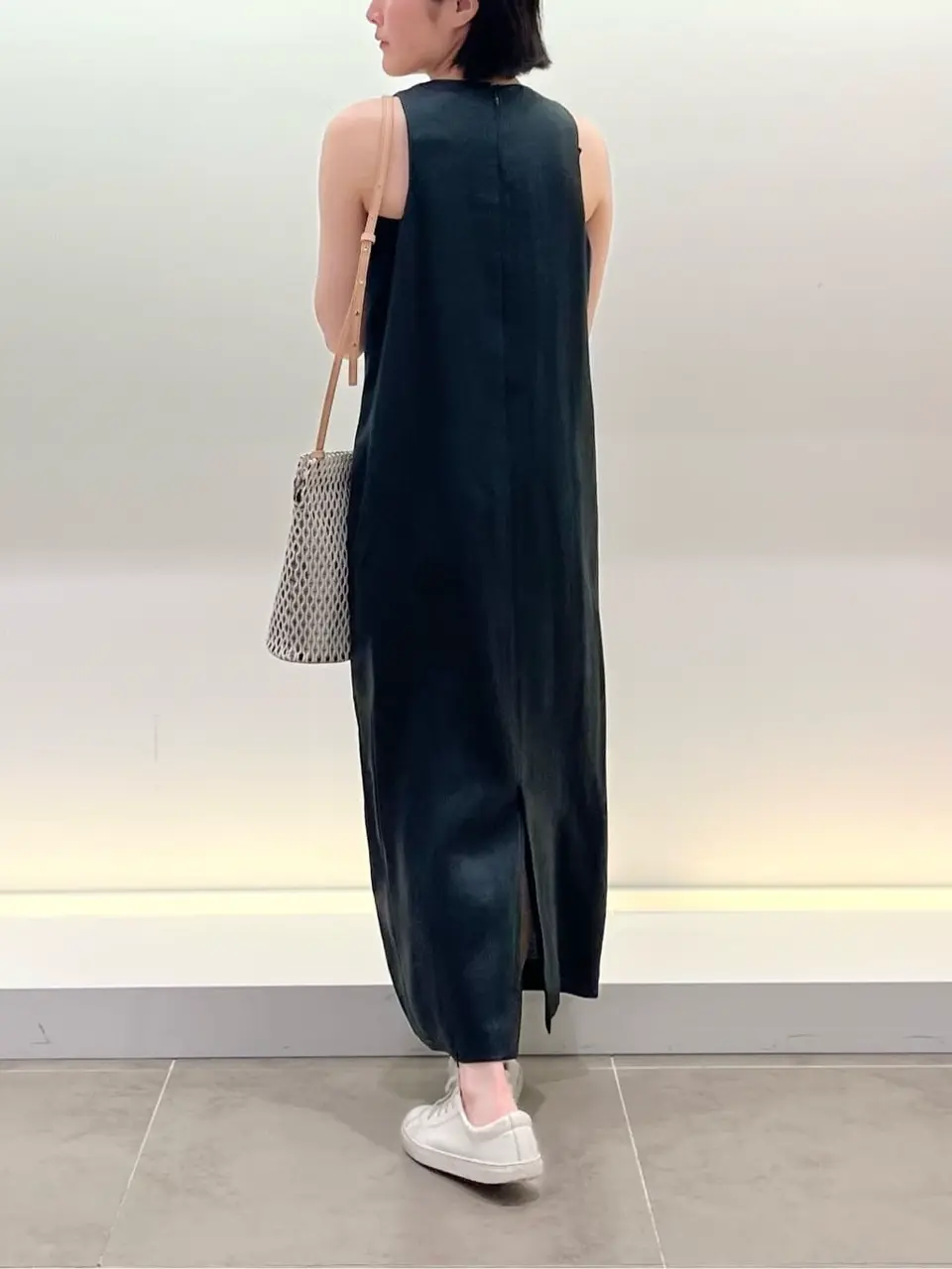 BEIGE， 伊藤 コーディネート画像