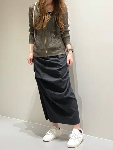 BEIGE， Adachi コーディネート画像