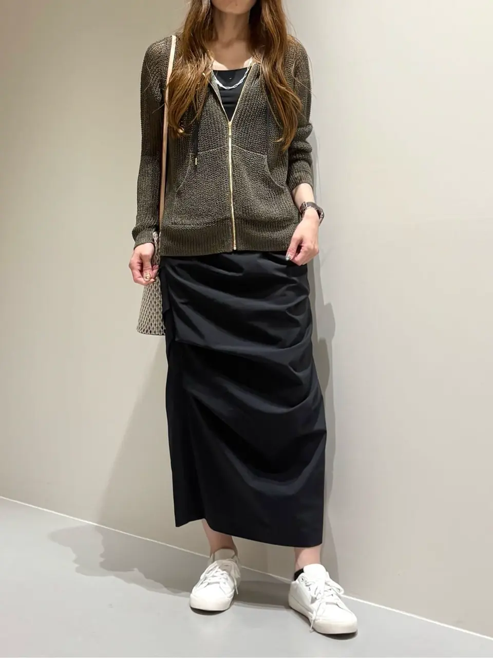 BEIGE， Adachi コーディネート画像