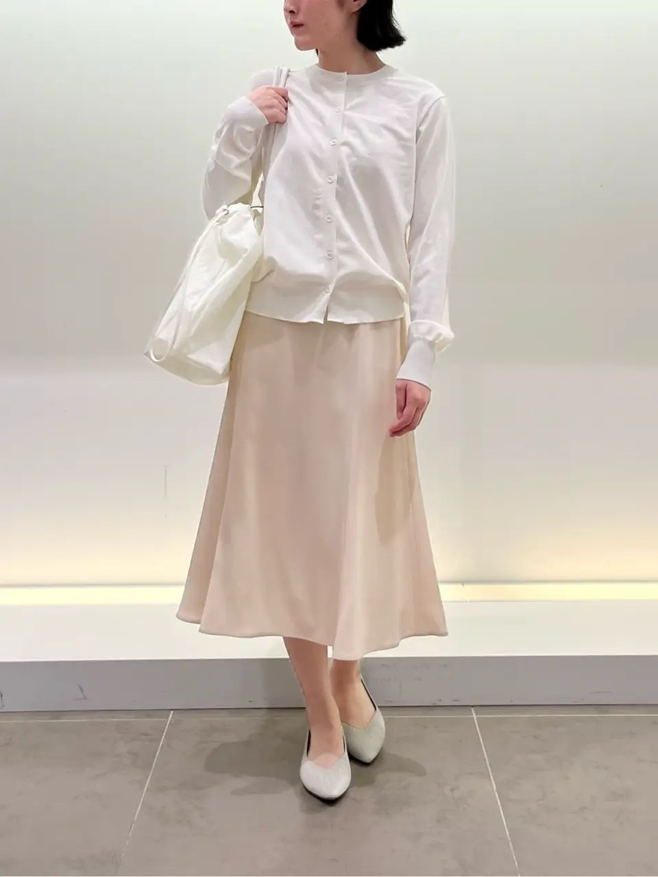 BEIGE， 伊藤 コーディネート画像