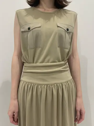 BEIGE， 小泉 コーディネート画像