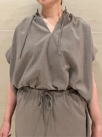 BEIGE， スタッフ コーディネート画像