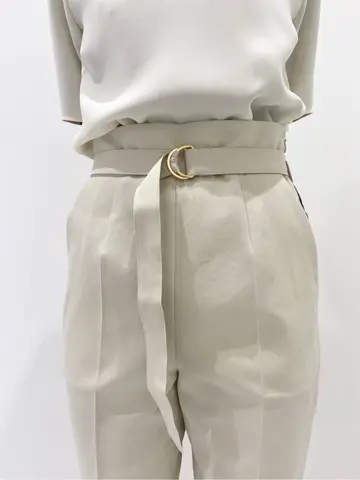 BEIGE， R.A コーディネート画像