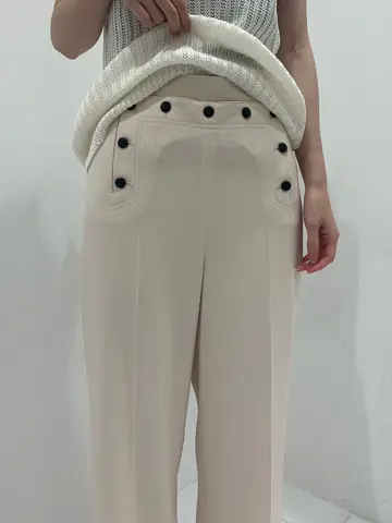 BEIGE， 小泉 コーディネート画像