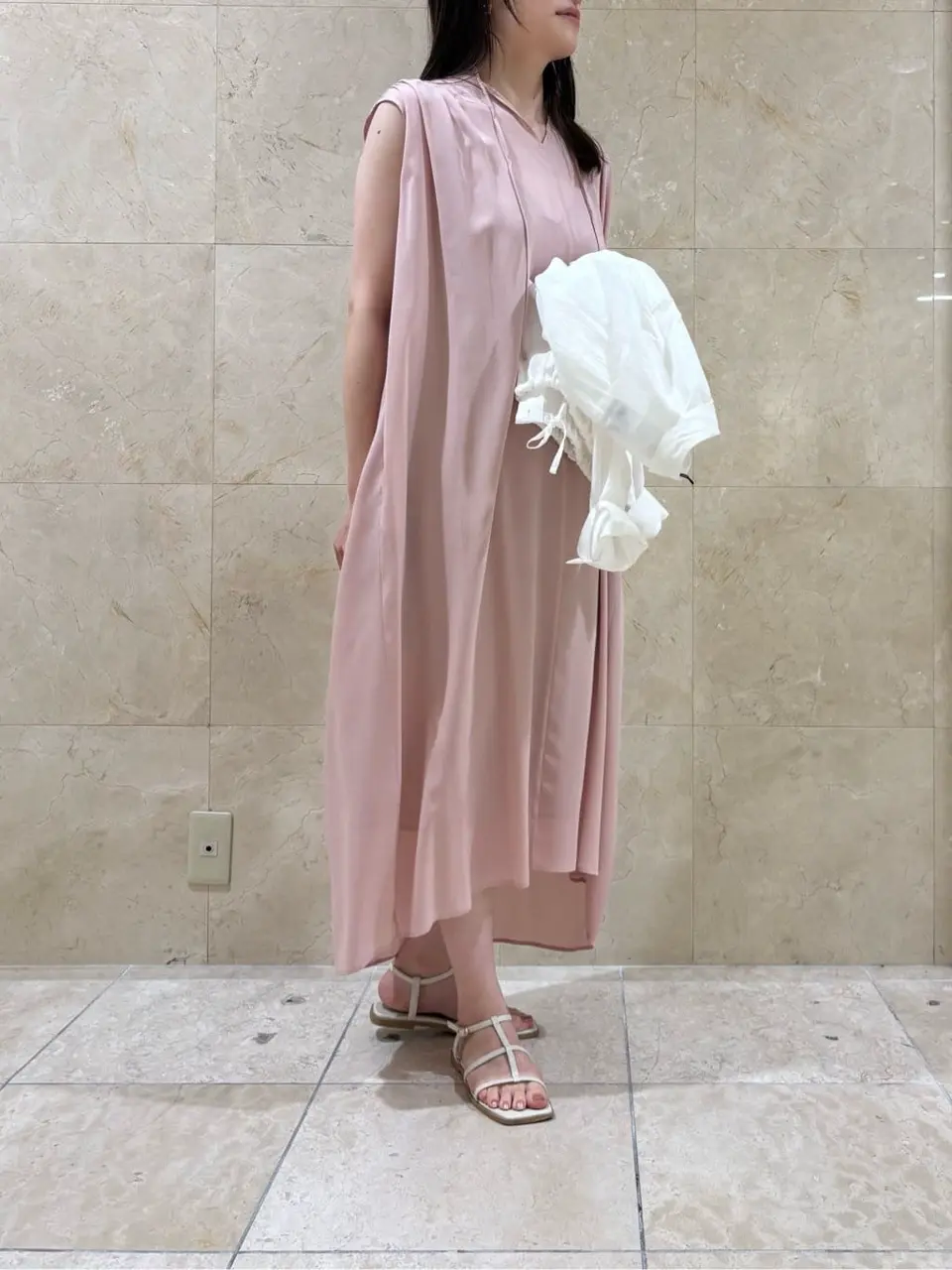 BEIGE， スタッフ コーディネート画像