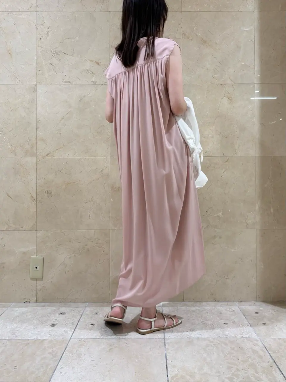 BEIGE， スタッフ コーディネート画像