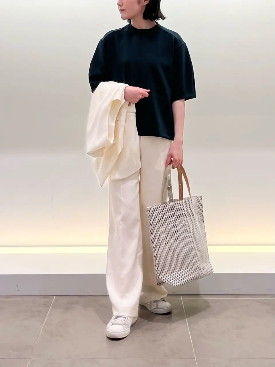 BEIGE， 伊藤 コーディネート画像