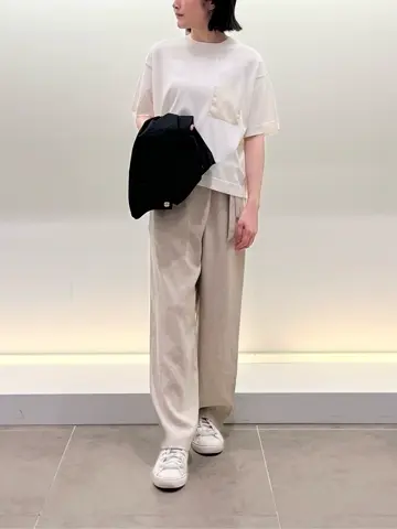 BEIGE， 伊藤 コーディネート画像