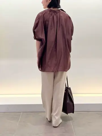 BEIGE， 伊藤 コーディネート画像