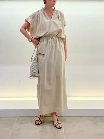 BEIGE， 柴田 コーディネート画像